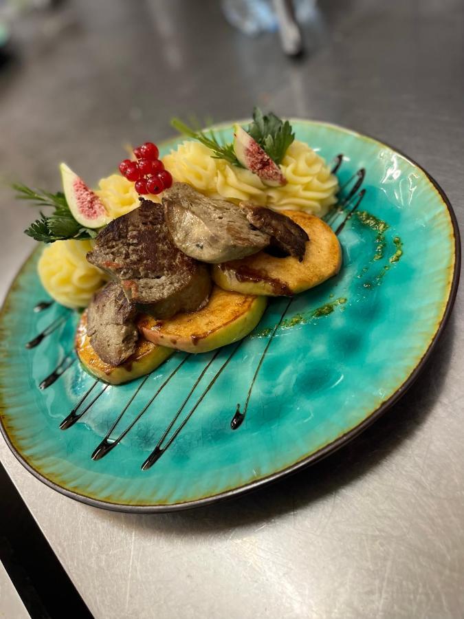 Malom Club Panzio Bed & Breakfast Байя Екстериор снимка