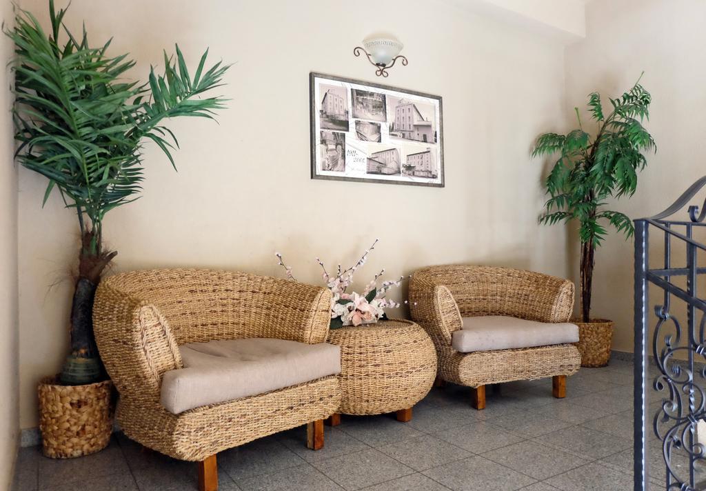 Malom Club Panzio Bed & Breakfast Байя Екстериор снимка